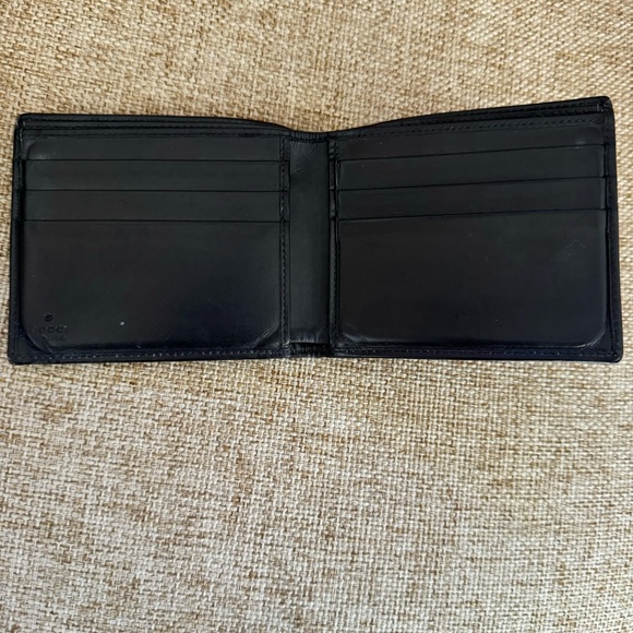 GUCCI Leather Wallet - Picture 3 of 7